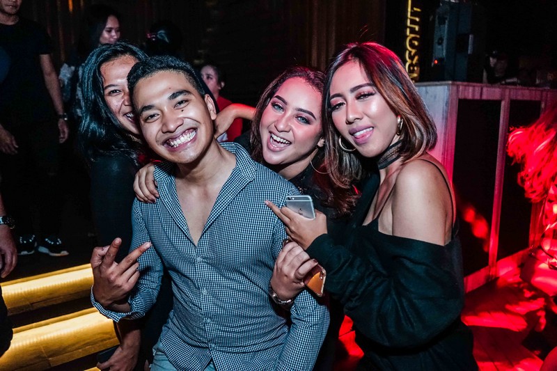 triggermanagement-Bottoms-Up!-at-Domain-Jakarta-March-22nd-2019-03